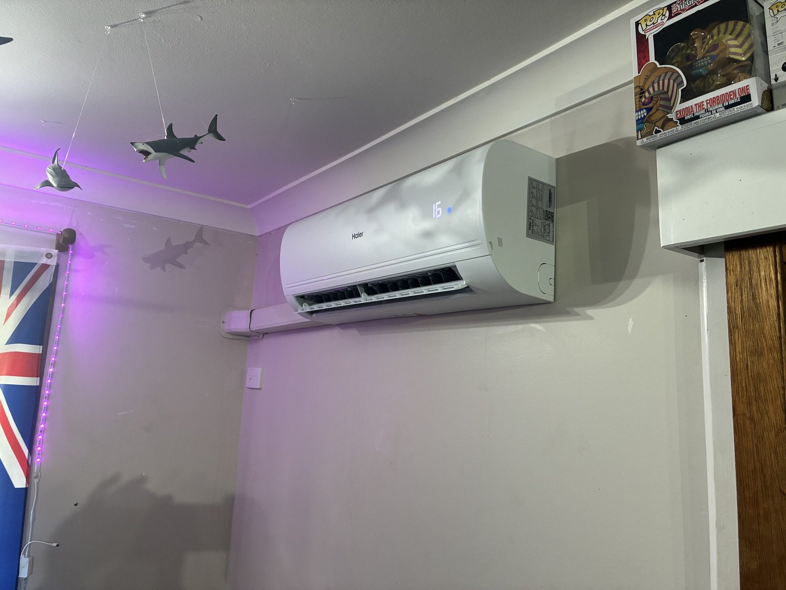 Wall-mounted indoor split system unit in Birkdale home — ARCtick certified installation